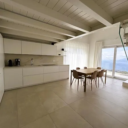 Apartment Guardini